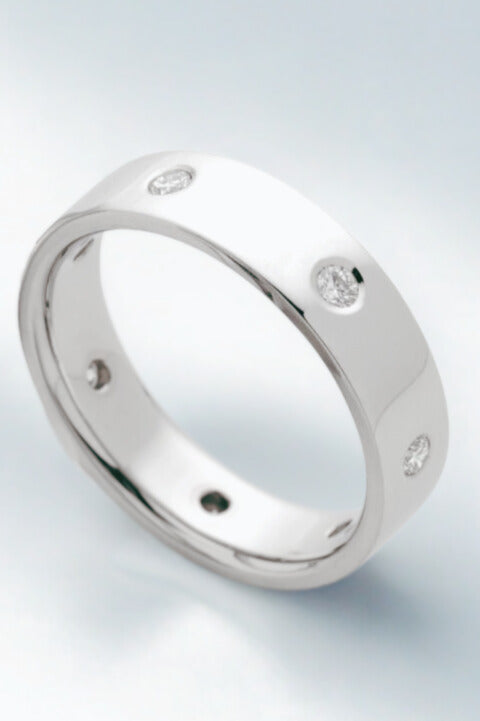 7 Diamonds Brilliant Finish Ring – Cobalt Chrome