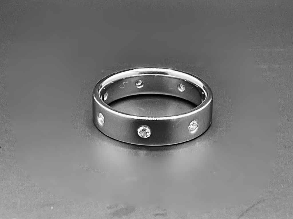 7 Diamonds Brilliant Finish Ring – Cobalt Chrome