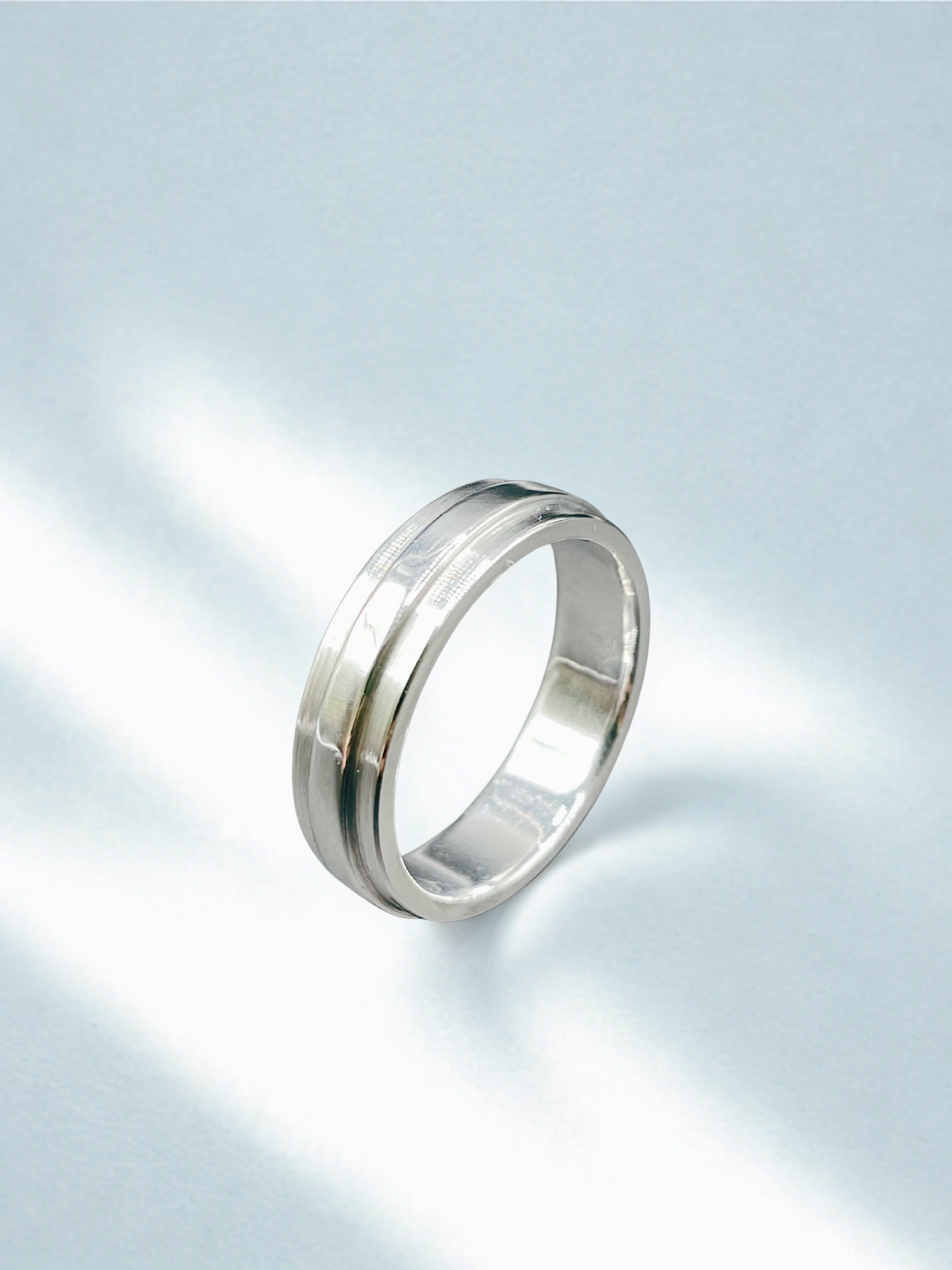 Raised Center Channel Ring – Cobalt Chrome