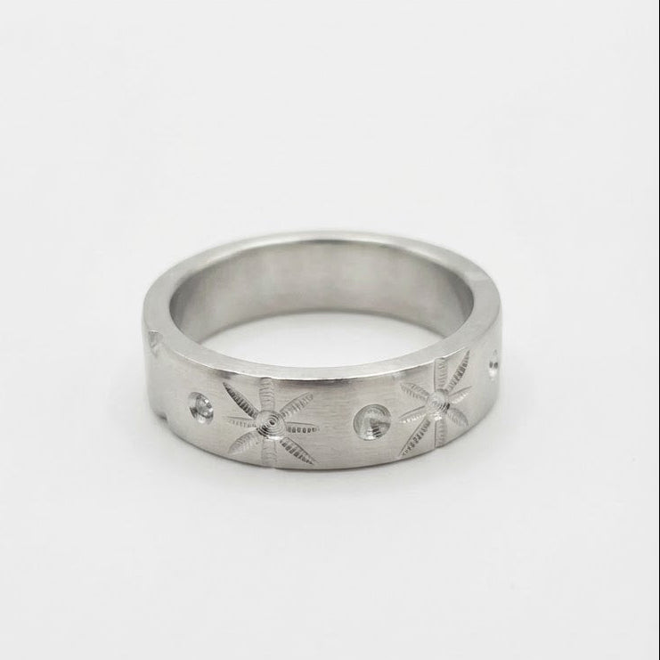 Sun and star ring